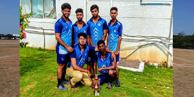 Ball Badminton Runner